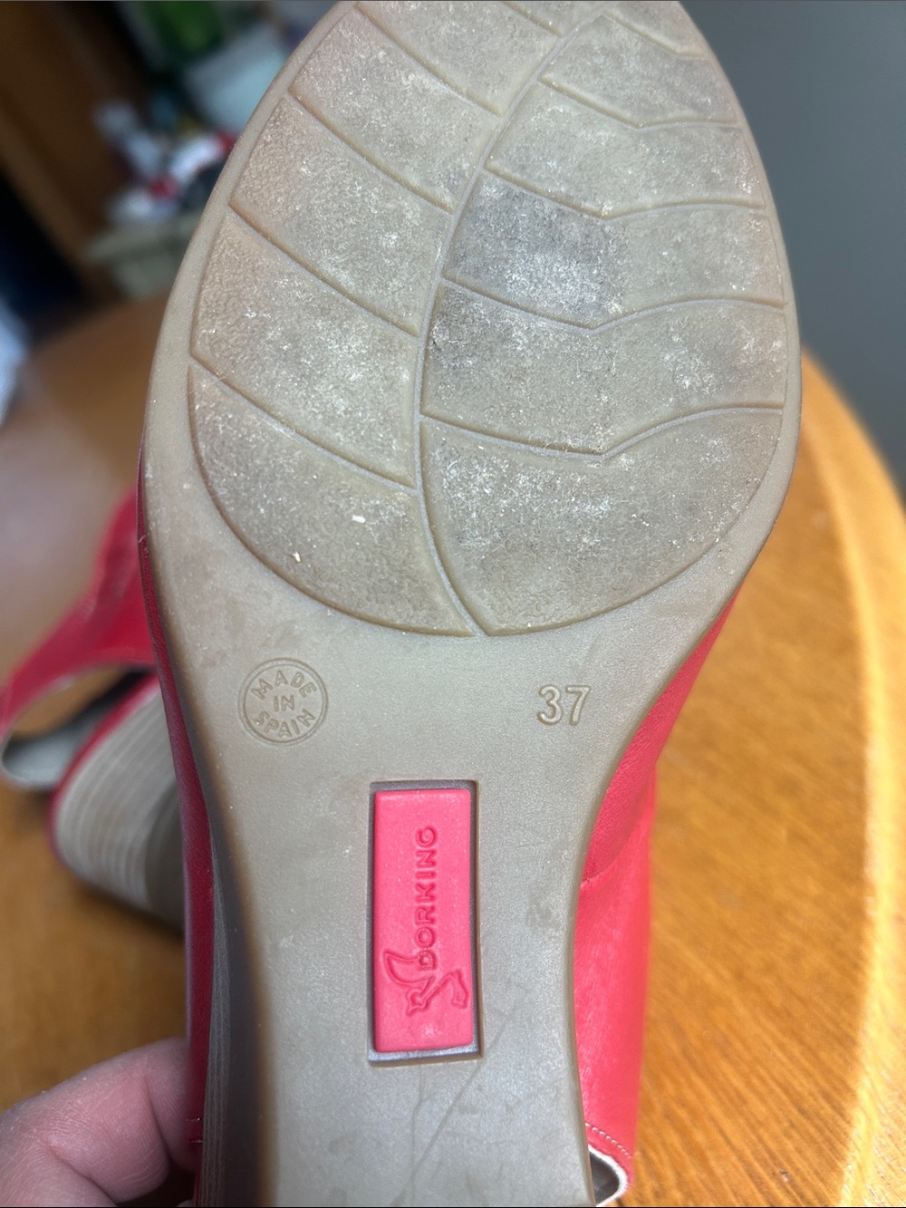 Dorking  women’s wedge sandal red size us7 /37 - Picture 10 of 10